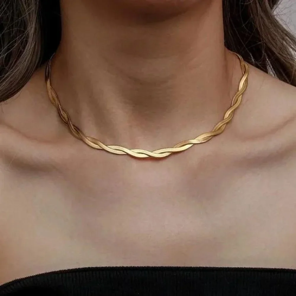 New 18K Gold Chain Necklace, NICE NECKLACE, CUTE NECKLACE - Picture 2 of 8